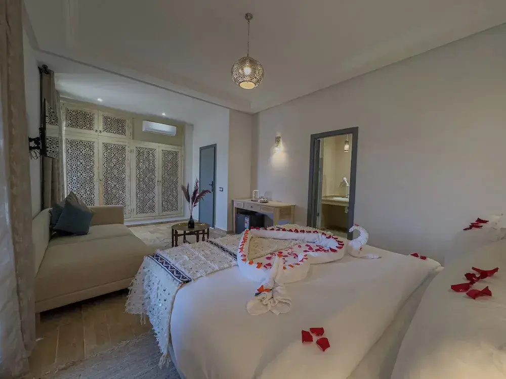Riad Tonaroz Gold, photo 4