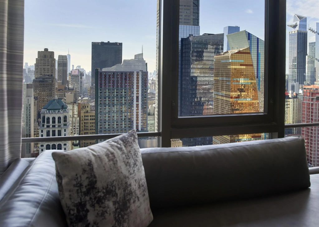 New York Marriott Marquis — photo 8