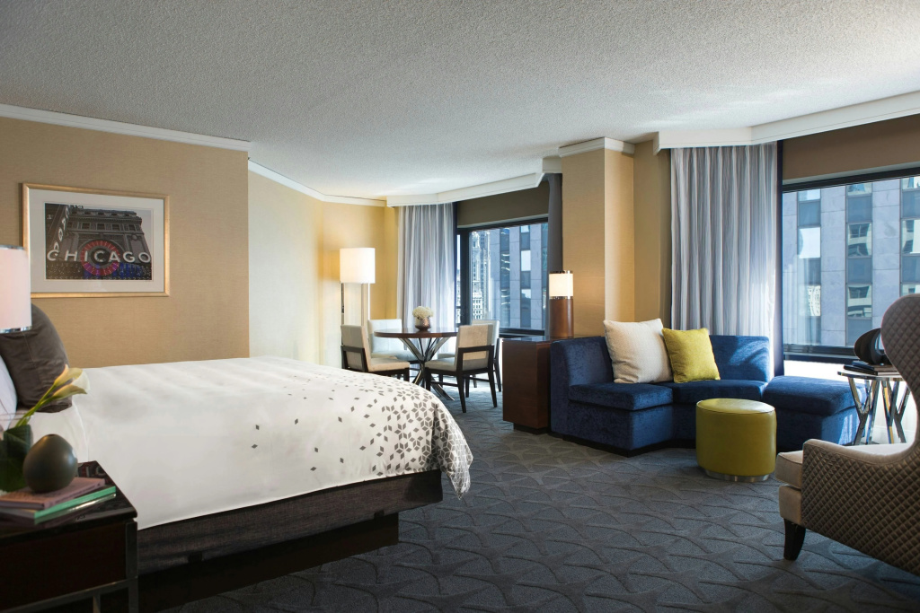Renaissance Chicago Downtown Hotel — photo 6