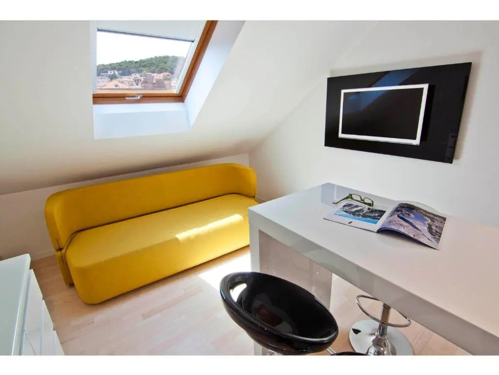 Laura Lux Suites, photo 3