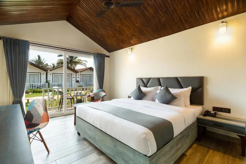 Stone Wood Beach Resort & SPA
