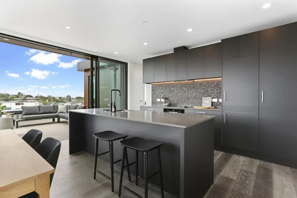 Enfield Sky- Brand New Penthouse, photo 4