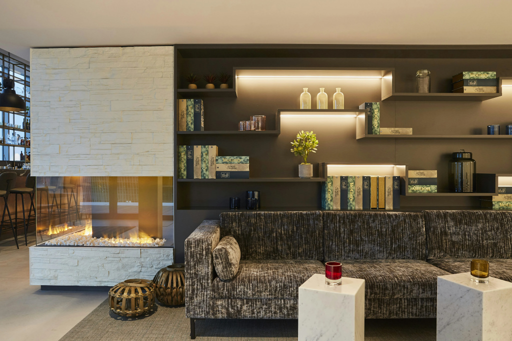 Hotel Indigo Berlin - East Side Gallery by IHG, photo 2