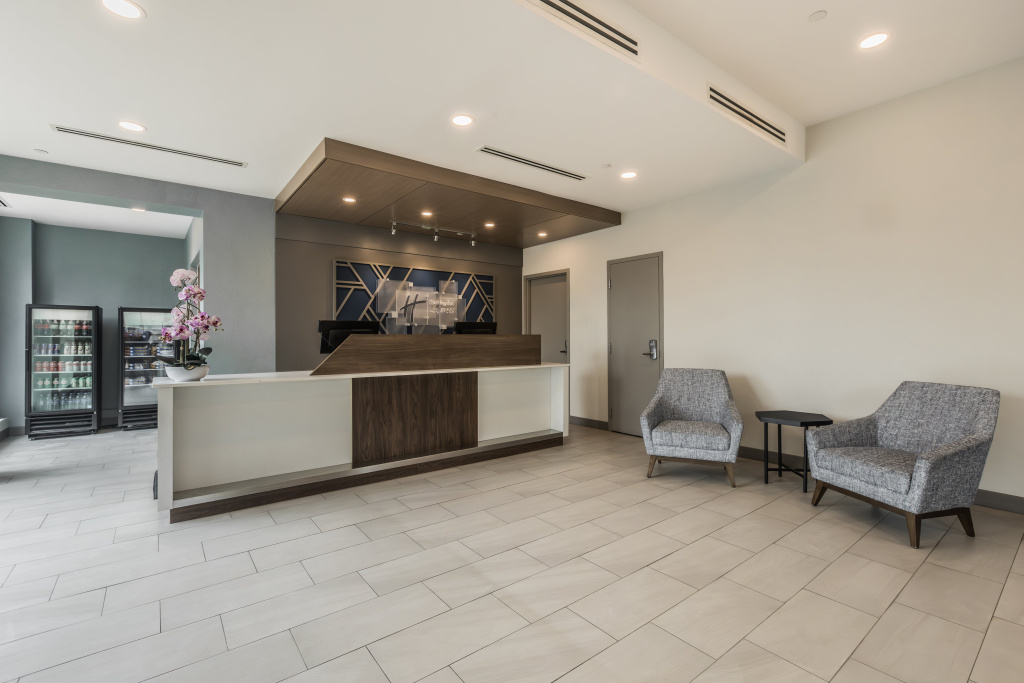 Holiday Inn Express Toronto - North York by IHG, photo 2