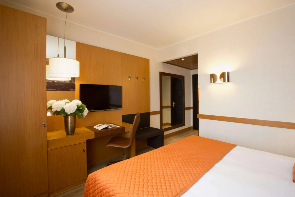 Starhotels Tourist — photo 5