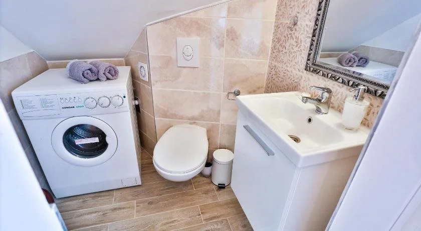Split Inn Apartments and Rooms - Apartment Vicko (PID: 5) — photo 7