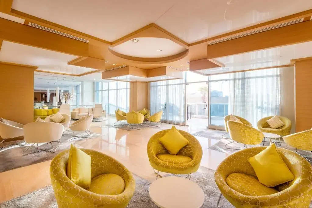 Holiday Inn Muscat Al Seeb by IHG Hotel, photo 4