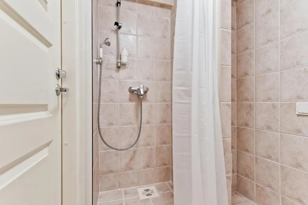 Old Town Central Apartment — photo 8