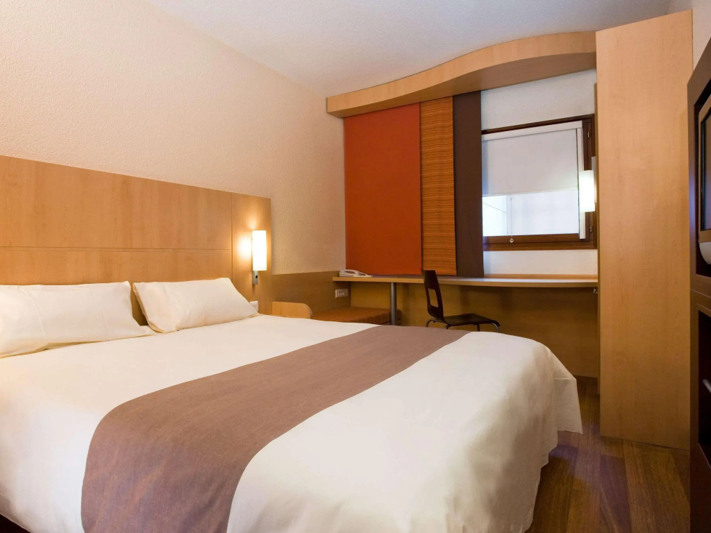 ibis Warszawa Ostrobramska — photo 4