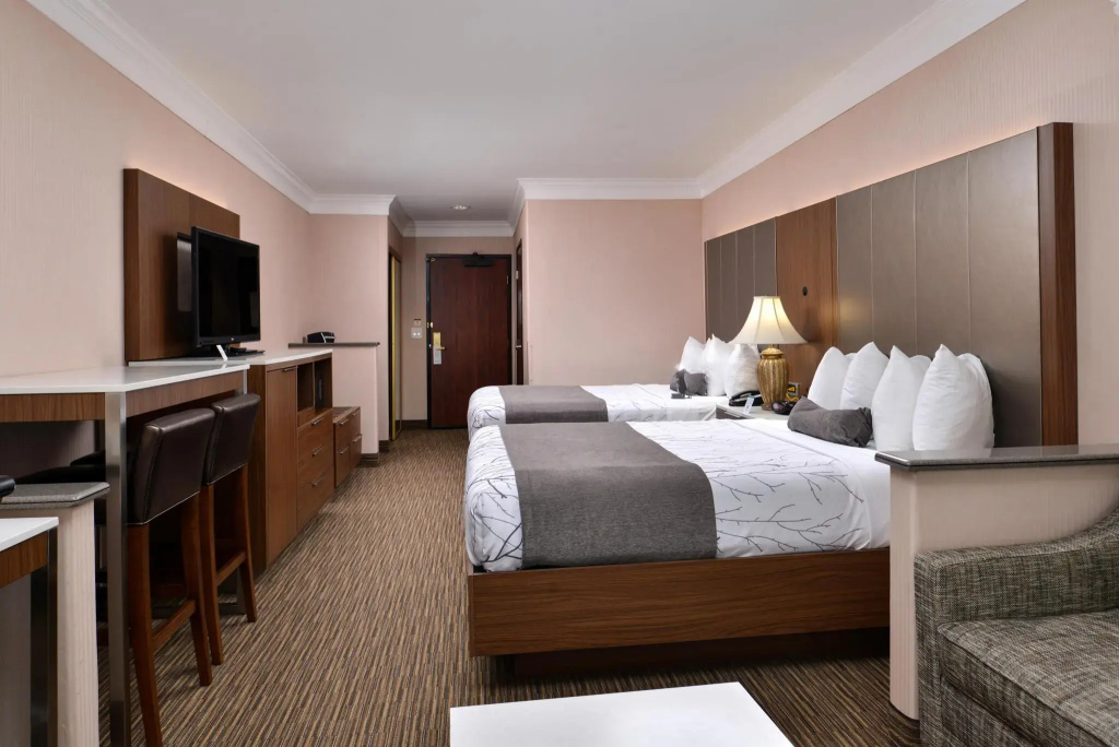 Best Western Plus Suites Hotel - LAX  Airport LA Stadium — photo 6