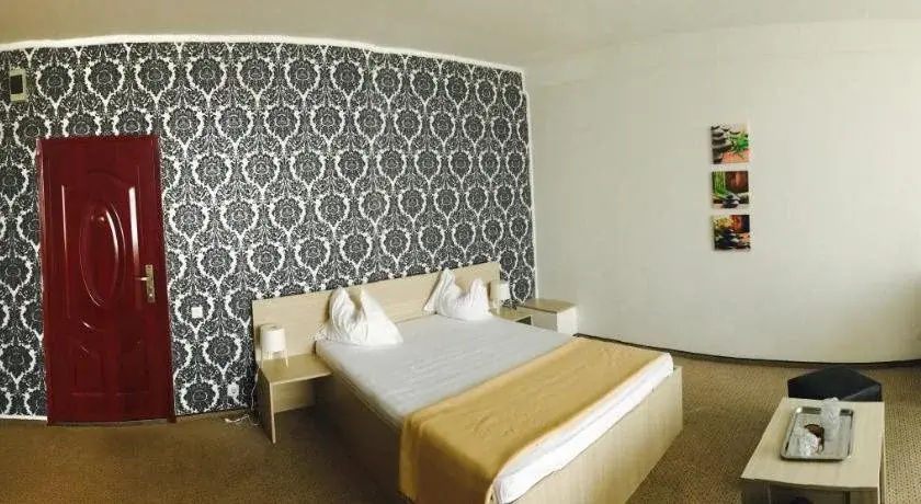 Hotel Mon Caprice, photo 5
