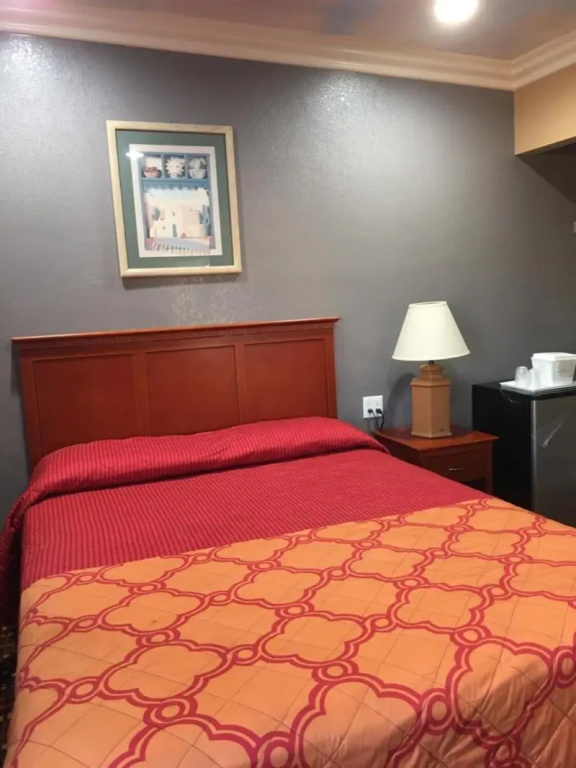 Budget Inn, photo 4