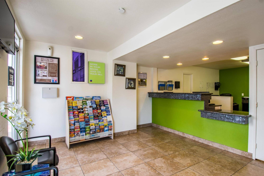 Studio 6 Cypress, CA, photo 2