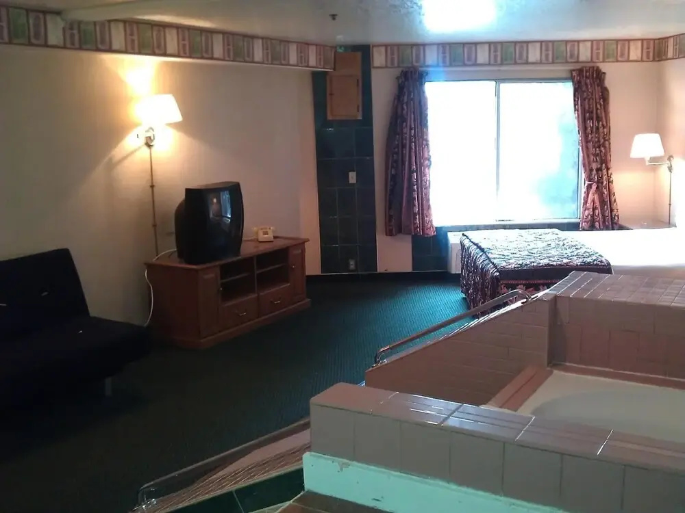 Downey Inn, photo 3