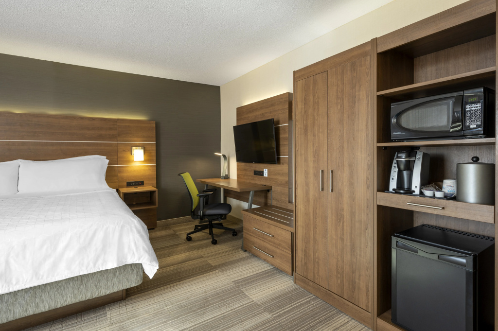 Holiday Inn Express Toronto - Downtown by IHG, photo 5