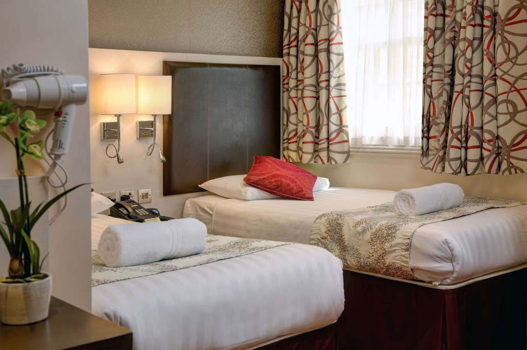 Best Western Buckingham Palace Rd — photo 7
