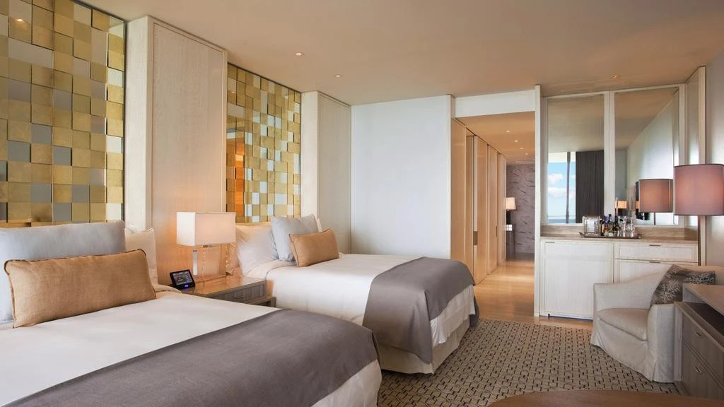 The St. Regis Bal Harbour Resort — photo 6