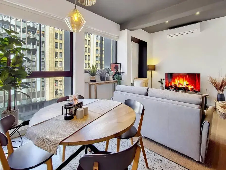 City Bowl Apartment with Rooftop Pool!, photo 4