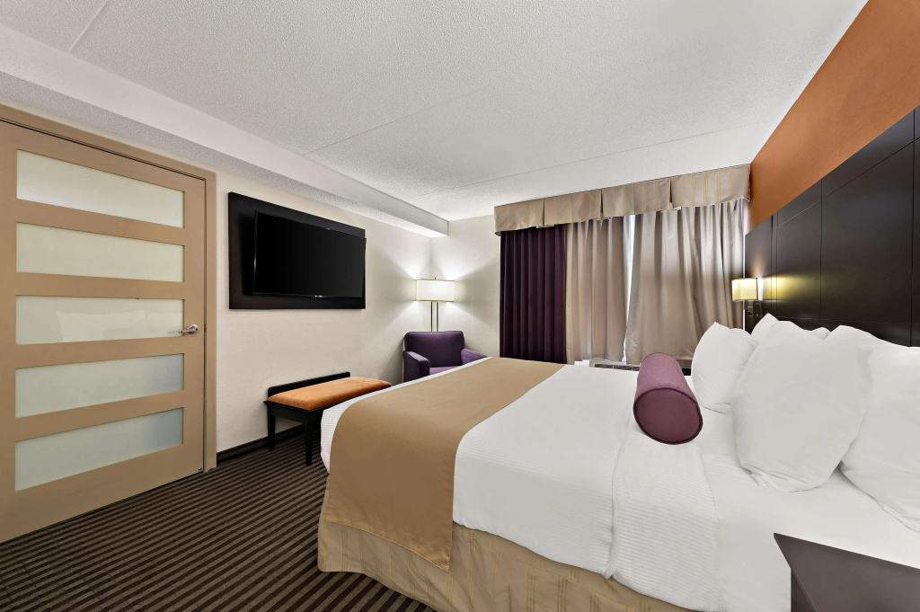 Best Western Plus Toronto North York Hotel & Suites, photo 5