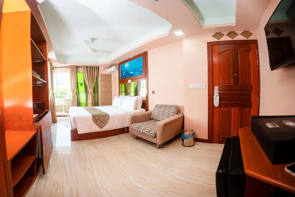 Zan Lodge, photo 2