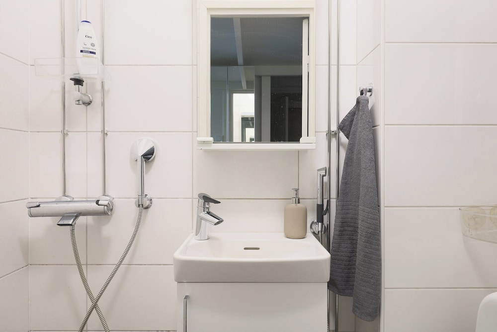 Stylish Studio in the Heart of Kallio — photo 7