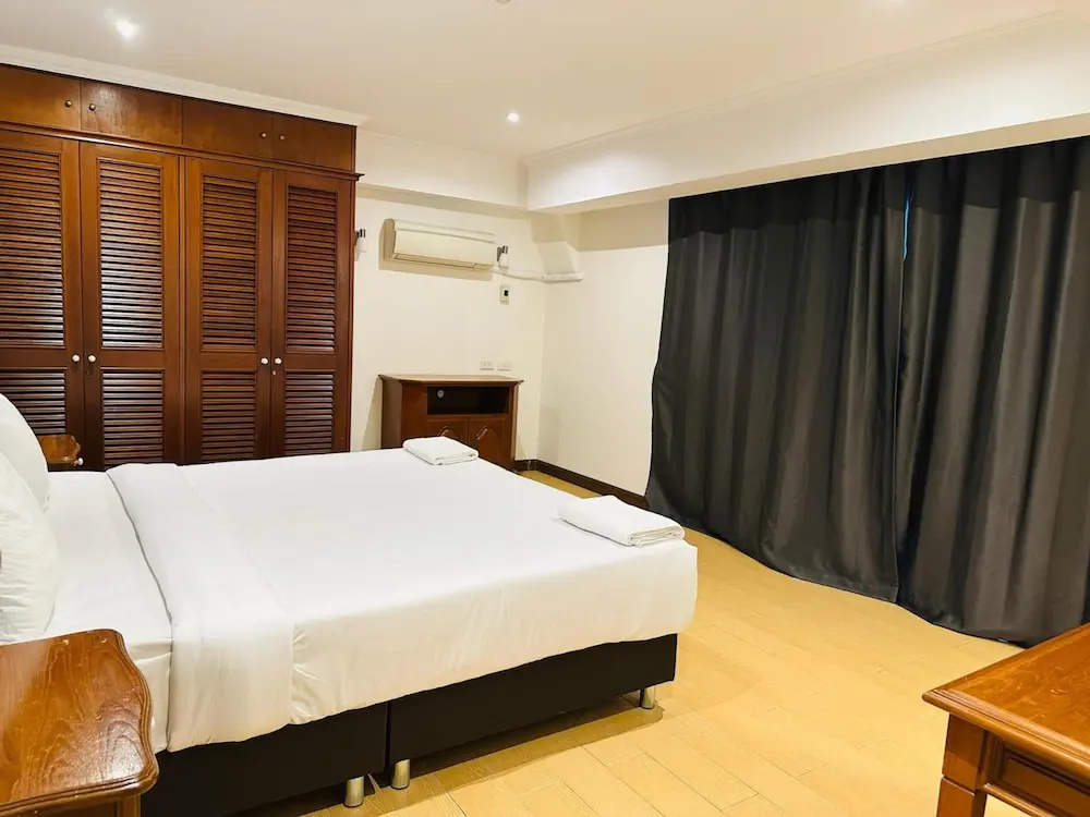 Apartments Omni Tower Direct Rooms Sukhumvit Soi 4 — photo 8