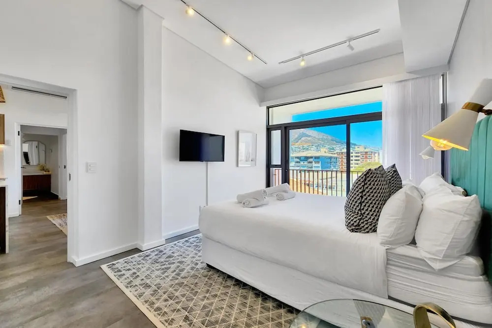 Chic Rooftop Apartment by the Sea 6onn Sea Point — photo 6