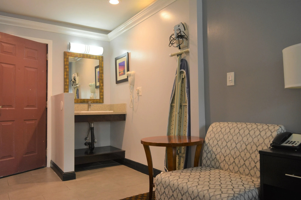 La Casa Inn — photo 7