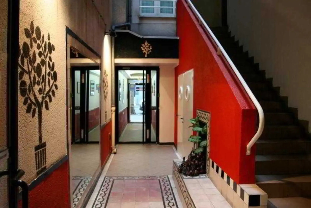 Hotel Brady – Gare de l’Est — photo 2