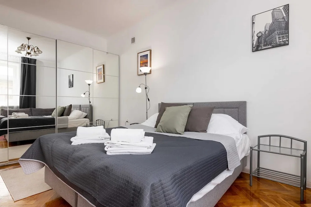 City Centre Apartment — photo 2