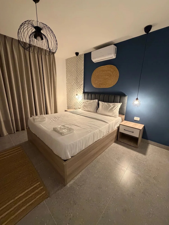 JRE Abdoun Rooftop 2bedroom Kh&sh 02