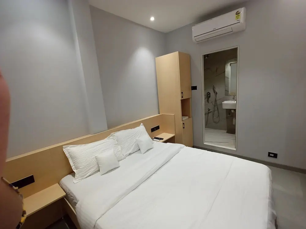 Hotel Golden Suites - Near Nesco, photo 2