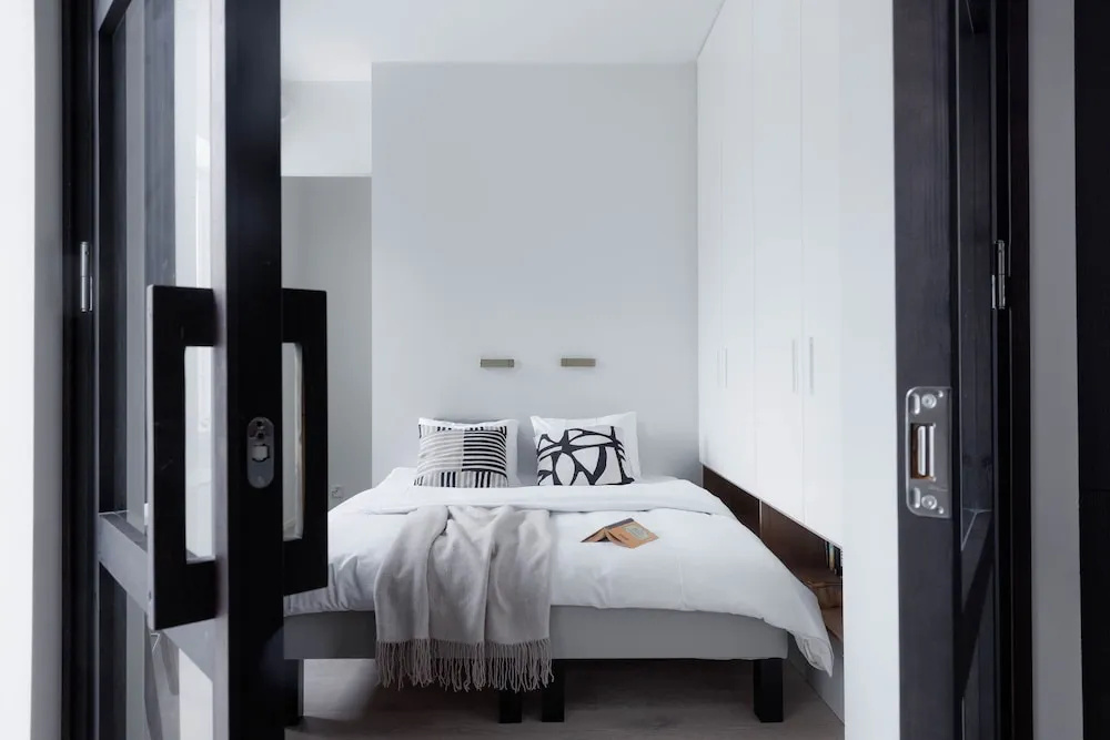 Spacious 2BR apartment on Bulevardi — photo 6