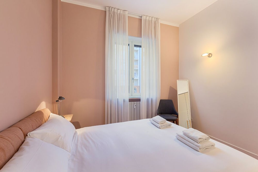 easyhomes - Piazza Erculea — photo 4