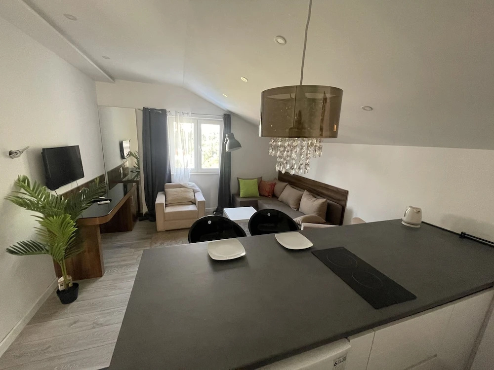 M House — photo 6