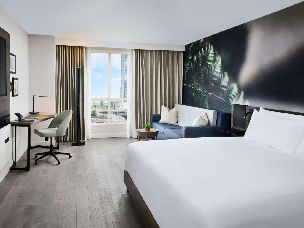 Novotel Toronto Centre, photo 4
