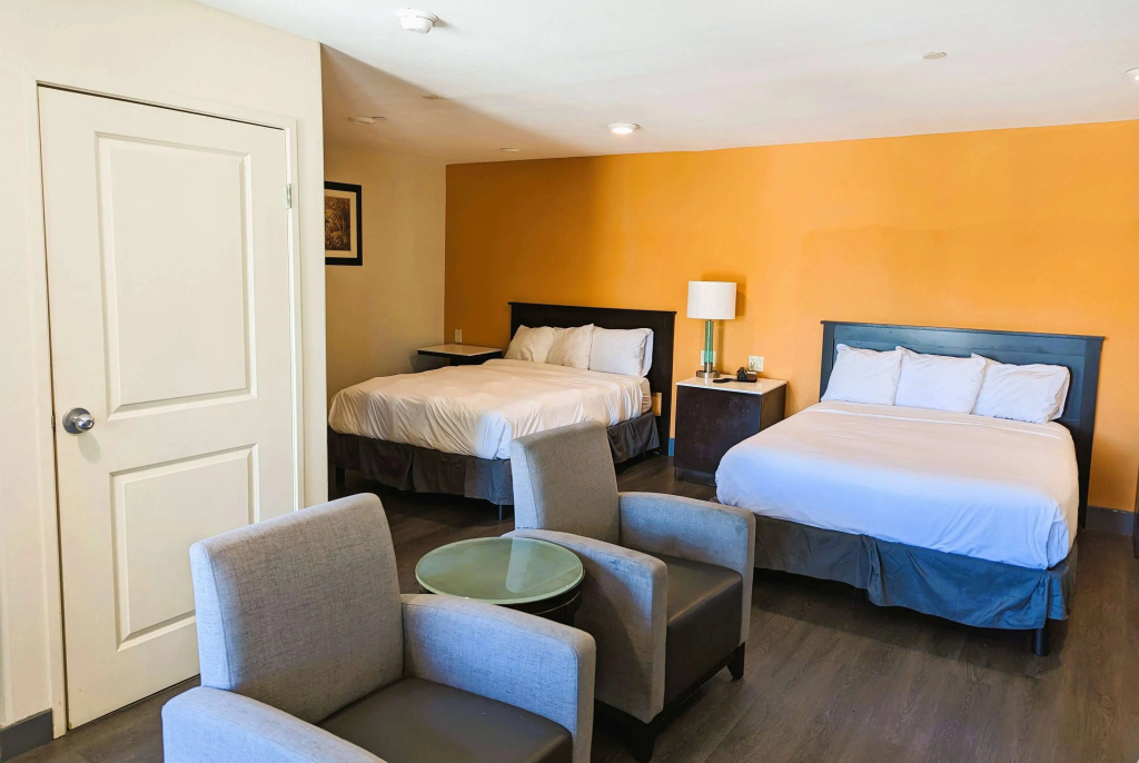 Ramada by Wyndham Culver City, photo 3