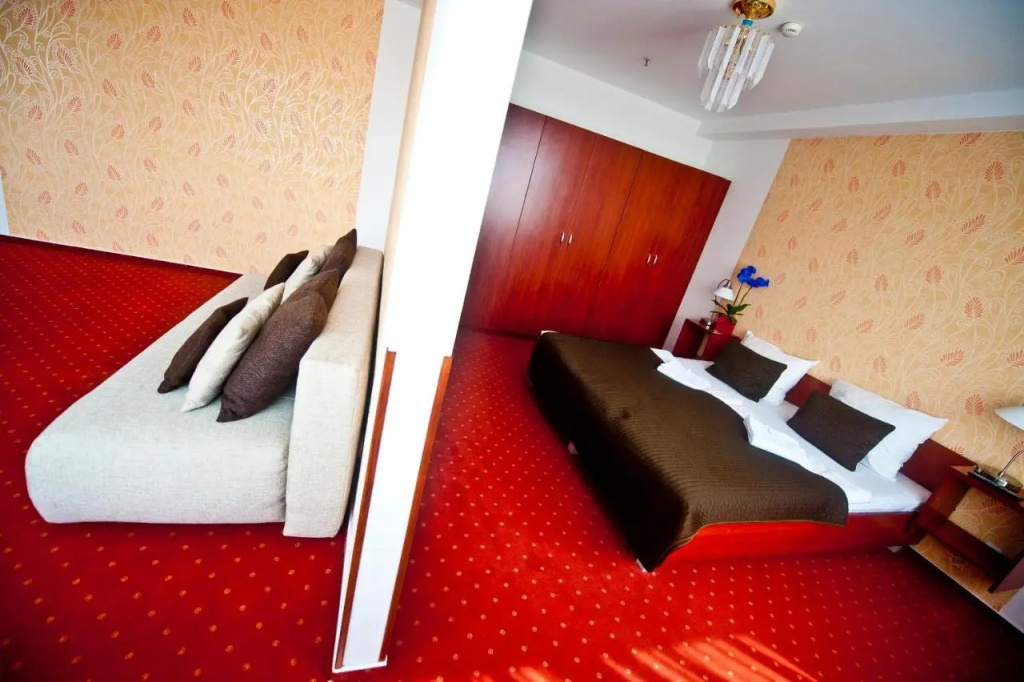 Canada Hotel — photo 6