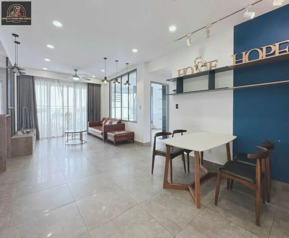 Sunrise City Premium Urban Residence
