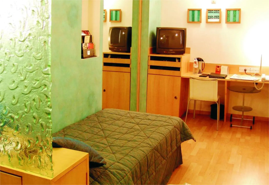 The Shalimar Hotel — photo 7
