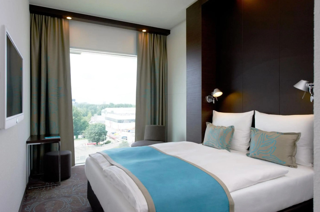 Motel One Amsterdam — photo 7