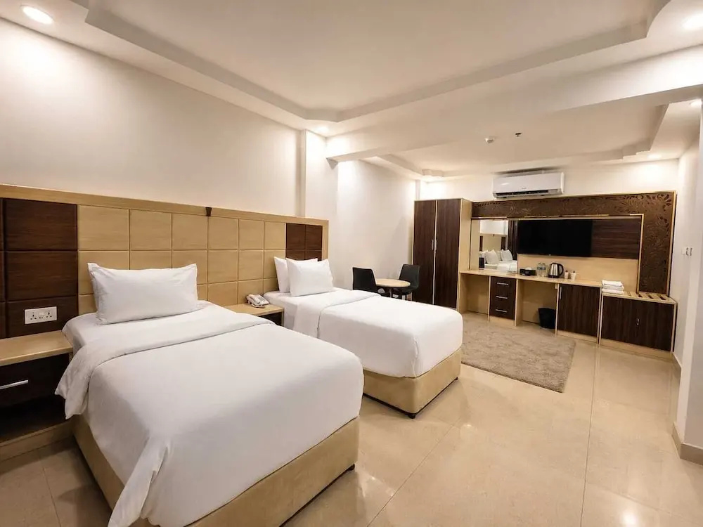 Diamond Star Hotel, photo 5