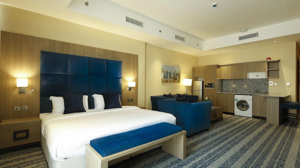 The Castle Premium Hotel — photo 7