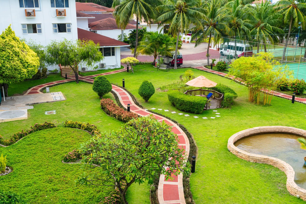 Hulhule Island Hotel, photo 5