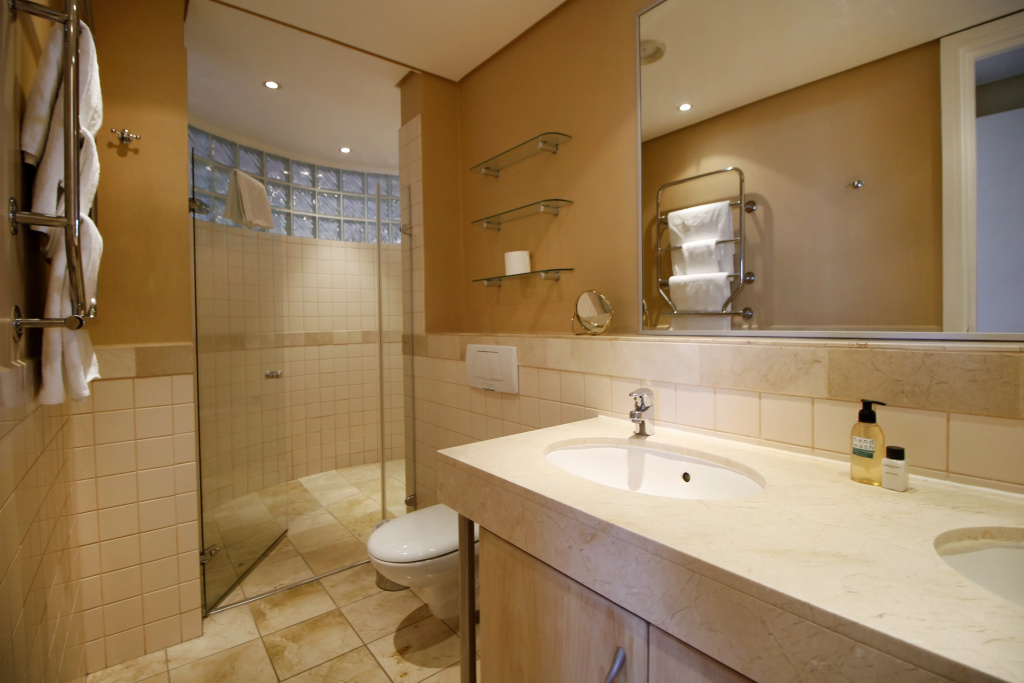 Waterfront Village Aparthotel — photo 8