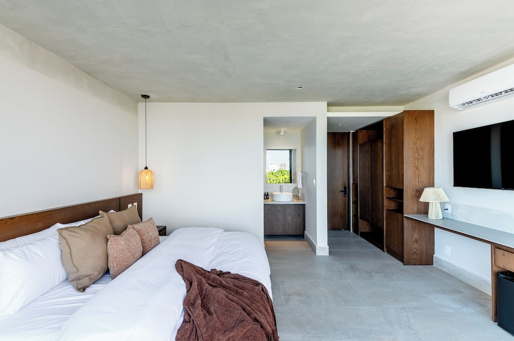 Mojarra 27 New Apts Heart of Cancun