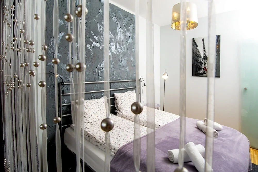 erApartments Meridian Residence — photo 4
