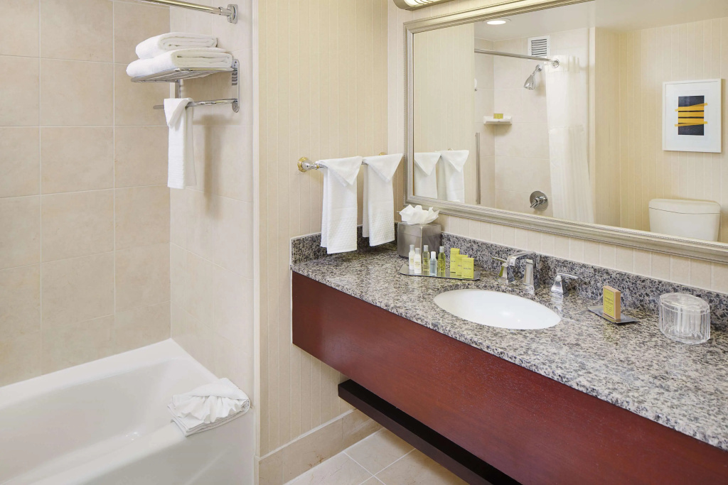 DoubleTree by Hilton Los Angeles - Commerce — photo 8