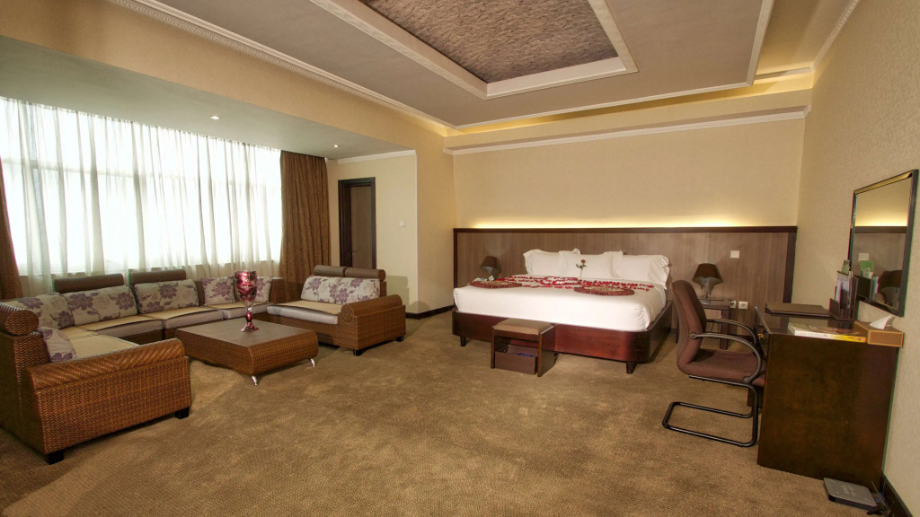 Elilly International Hotel — photo 5