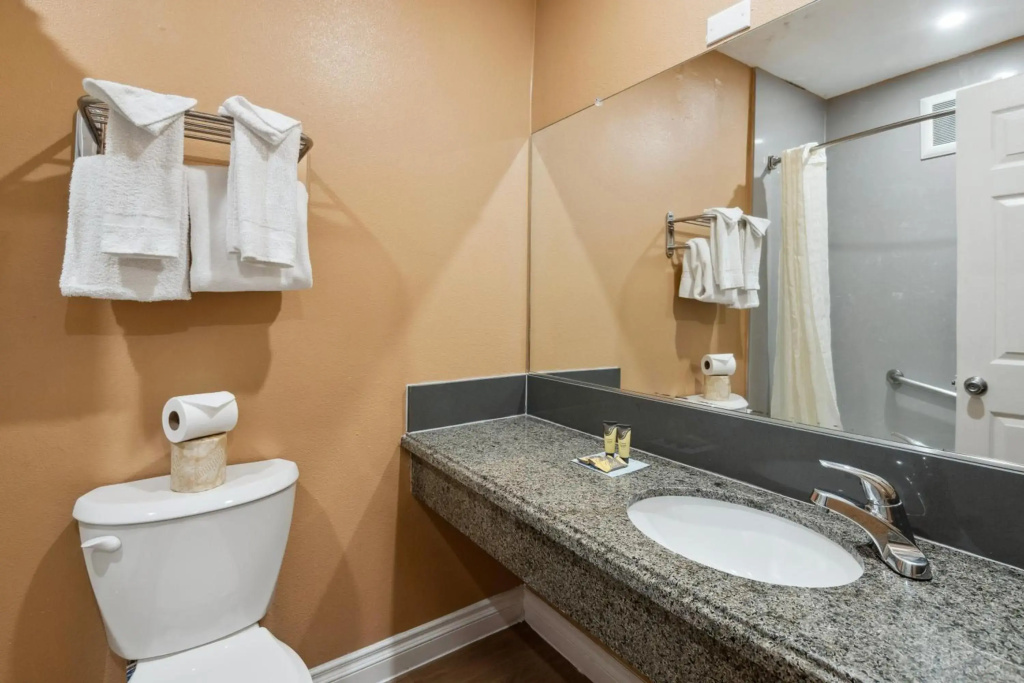 Hotel H-Wood — photo 7